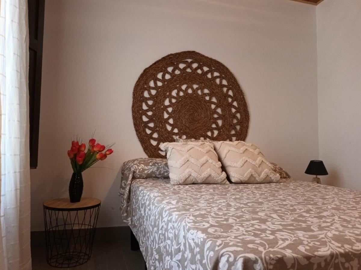 Un Tros De Sal. Casa Rural A Gerri De La Sal. Villa Luaran gambar