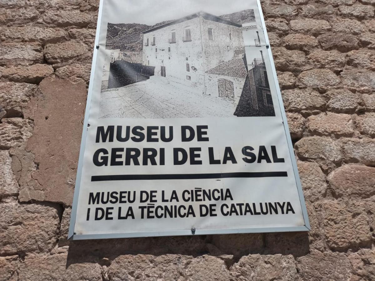 Un Tros De Sal. Casa Rural A Gerri De La Sal. Villa Luaran gambar